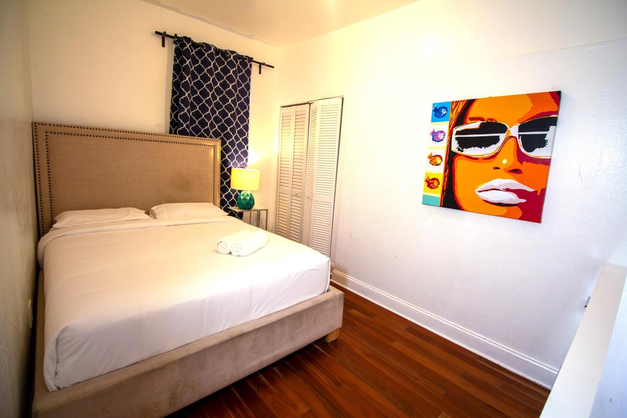 Hispaniola Apartments Part Of The Oasis Casita Collection マイアミビーチ エクステリア 写真