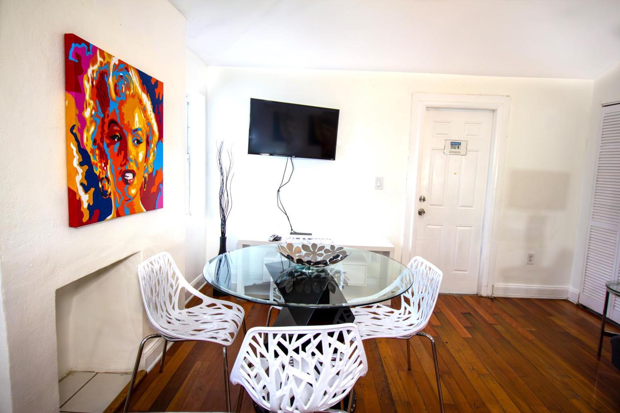 Hispaniola Apartments Part Of The Oasis Casita Collection マイアミビーチ エクステリア 写真