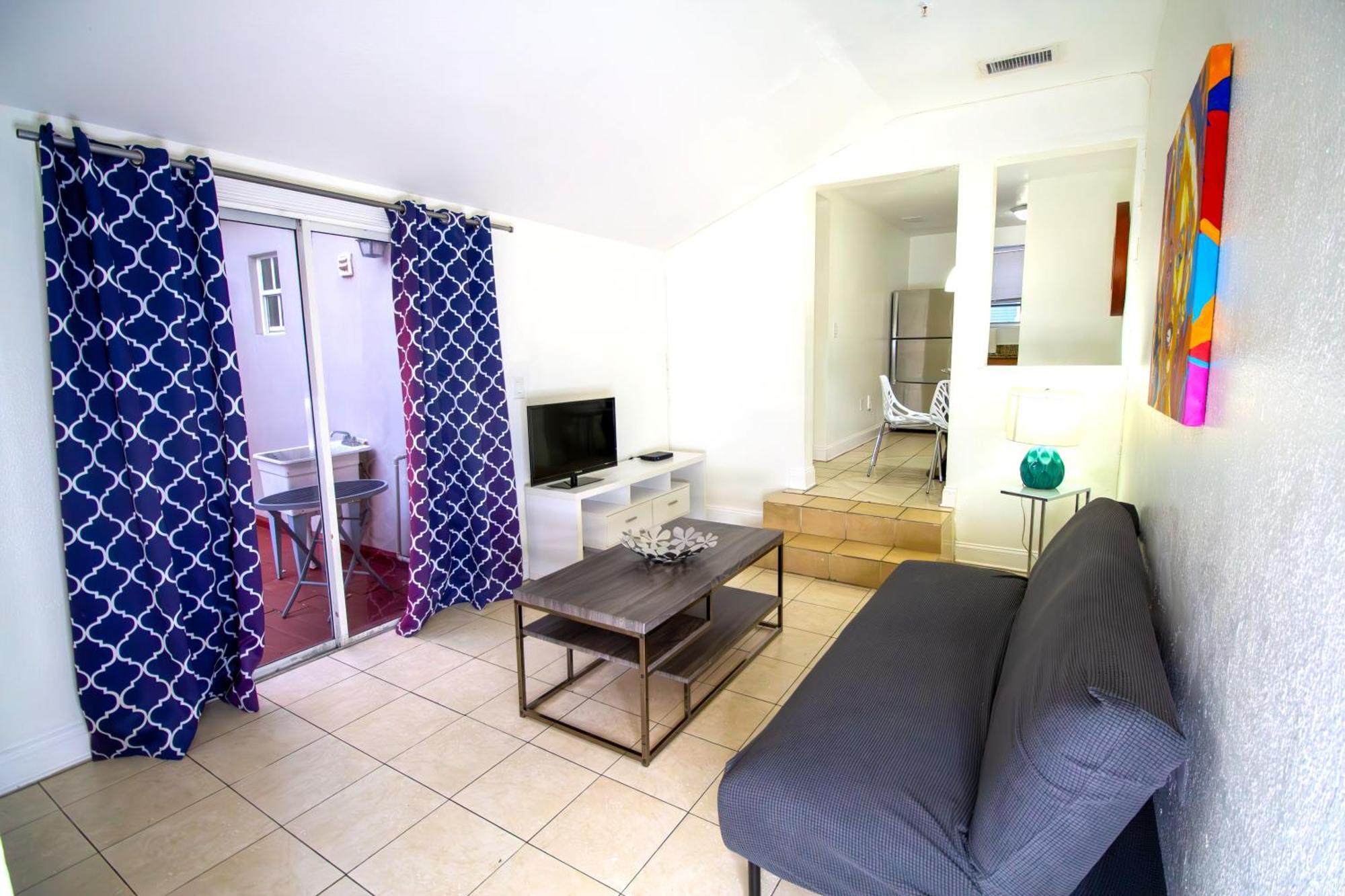 Hispaniola Apartments Part Of The Oasis Casita Collection マイアミビーチ エクステリア 写真